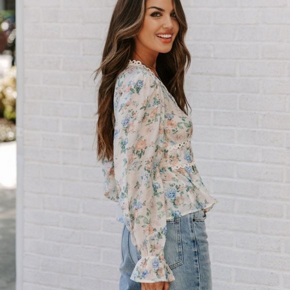 MALAIA FLORAL CROCHET PEPLUM TOP - IVORY MULTI - Picture 3 of 7